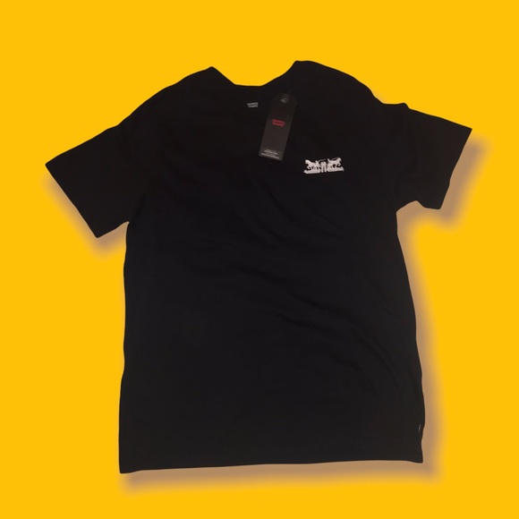 Levi's Other - Levi’s Tee